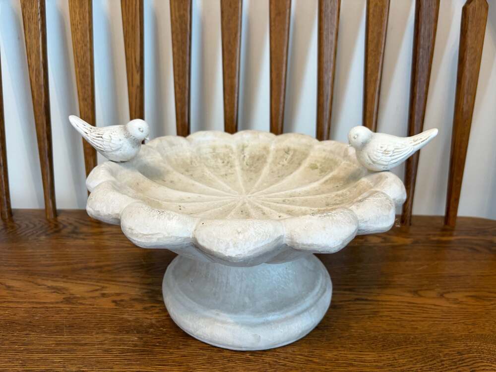 Vintage Style Distressed White Cast Stone Bird Bath Basin with Perched Birds